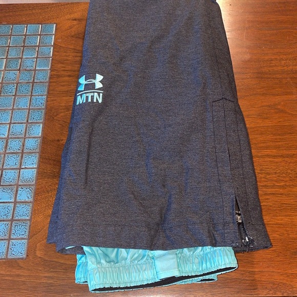 🏔️🎿🏂Under Armour Ski/Snowboard Pants - Picture 1 of 8